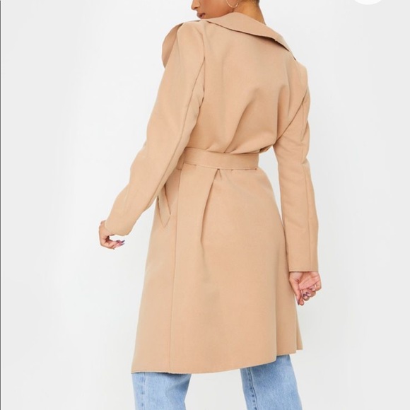 NWT Pretty Little Thing• Camel Waterfall Coat - Picture 7 of 7